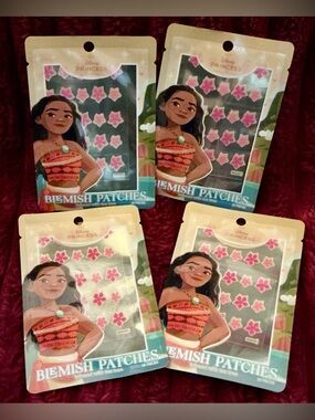 Disney Moana Pink Floral Blemish Patches Pack (Set of 4)
